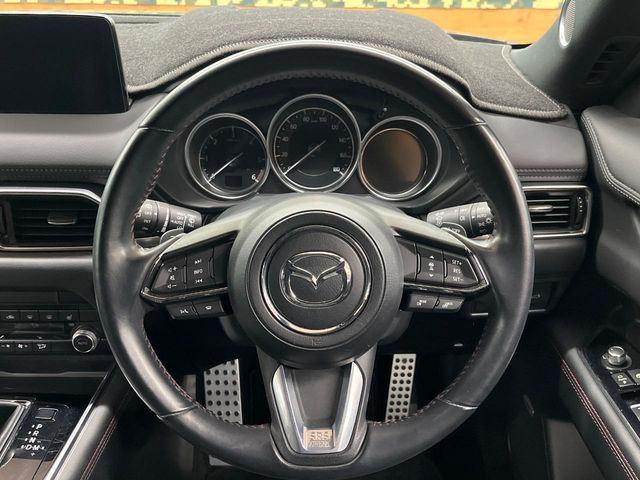 �y�����v�����X�e�A�����O�z�㎿�Ȋv���g�p���邱�ƂŁA��ɂ����������݂ƂĂ��^�]���₷���n���h���ł���