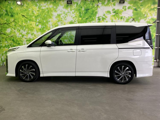 ヴォクシー1.8 ハイブリッド S-Z