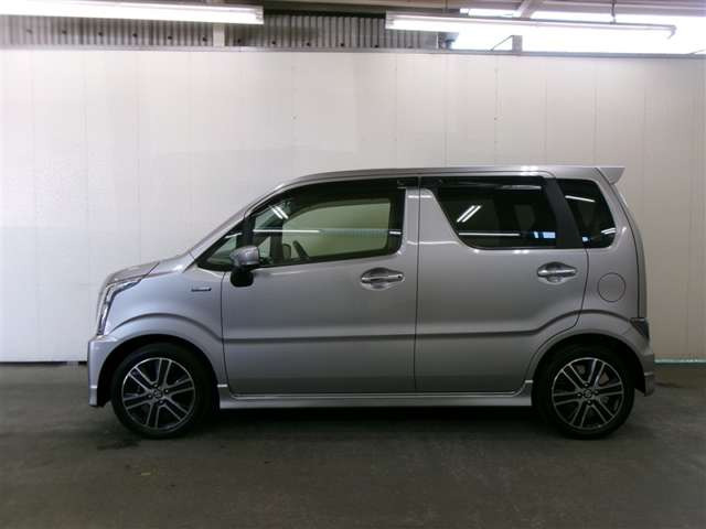 ワゴンRスティングレーハイブリッド(HYBRID) T