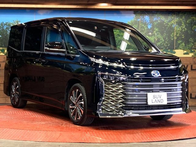 高透明度のガラス皮膜で撥水はもちろん、上質なツヤ・光沢を実現。紫外線や酸性雨から大切な愛車を保護し、色あせ・劣化を防止。「弾スプラッシュコート」、「弾プリミッサコート」からお選びいただけます。