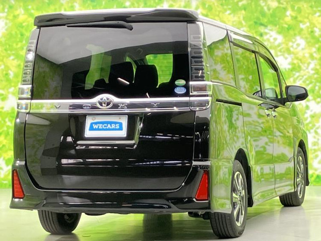 ヴォクシー2.0 ZS 煌