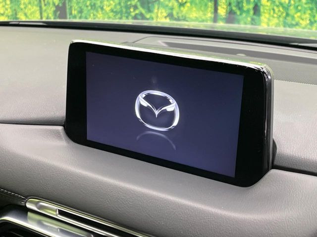 �y8.8�C���`�}�c�_�R�l�N�g�z�ԓ��̕��͋C�Ƀ}�b�`������^�̃f�B�X�v���C�B�X�}�z�ڑ��ł̃i�r�g�p��Bluetooth�Đ����A�l�X�ȋ@�\���y���߂܂��B�����I�ȃ_�C�������삪�\�ŁA�g��������ǍD�ł��B