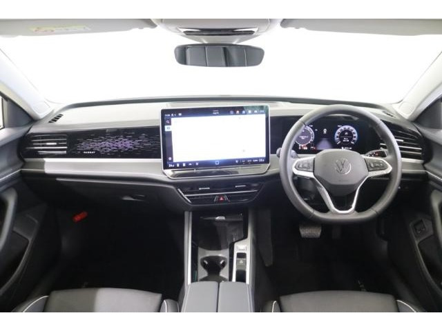 パサートeハイブリッド エレガンス