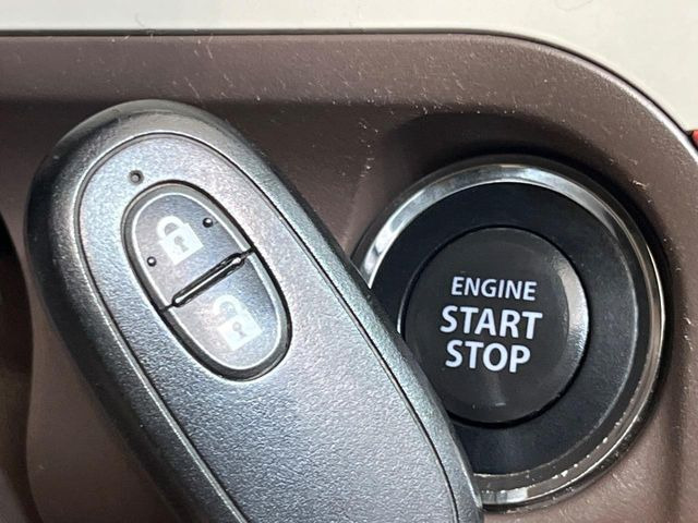 �y�X�}�[�g�L�[�z�J�o����|�P�b�g�ɓ��ꂽ�܂܂ł��h�A�̎{���E�������\�ȃX�}�[�g�L�[�𑕔��B�G���W���̃I���E�I�t�����J�M�����o���K�v����������Ƃ��Ă��֗��ł���