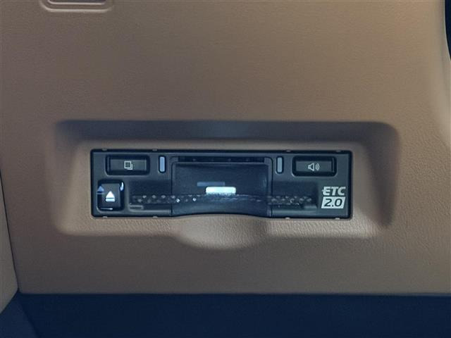 ヴェルファイアハイブリッド 2.5 Z プレミア