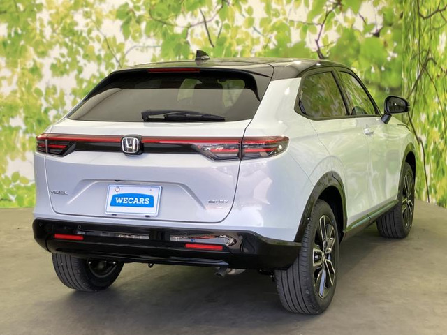 ヴェゼル1.5 e:HEV Z プレイパッケージ