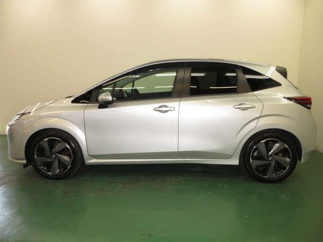 ノートオーラ1.2 G レザーエディション