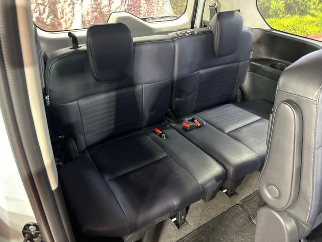 ���烌�U�[�V�[�g�z����̂ӂ���肪�e�ՂŃ����e�i���X�����ȒP�ȁA�@�\���ɗD��鍇����v���̗p�����㎿�ȃV�[�g�ł��B����S�n���悭�A���������ӂ��S�n�ǂ��ԓ���Ԃ����o���Ă���܂��B