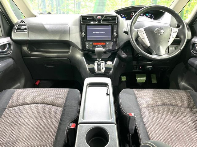 セレナ2.0 ハイウェイスター Vセレクション