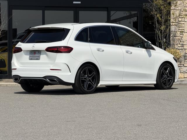 BクラスB200d AMGライン