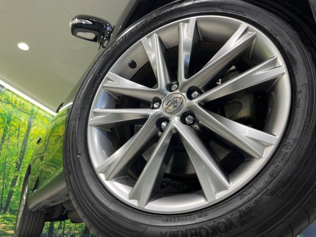 �y����19�C���`�A���~�z�C�[���z�O�ςɃ}�b�`���������A���~�z�C�[���𑕒����Ă���܂��B�e��ЊO�A���~�z�C�[����A�X�^�b�h���X�^�C�����戵�����Ă���܂��B���񂲑��k����������