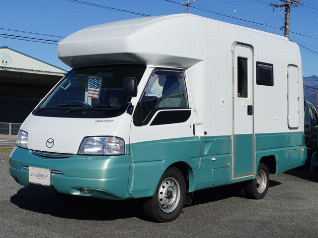 ボンゴトラックキャンピング