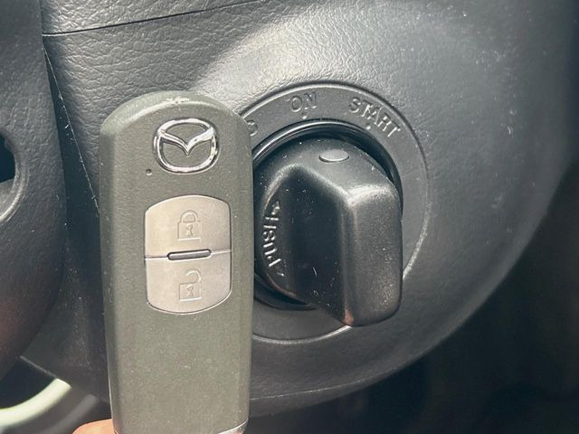 �y�A�h�o���X�g�L�[�z�J�o����|�P�b�g�ɓ��ꂽ�܂܂ł��h�A�̎{���E�������\�ȃX�}�[�g�L�[�𑕔��B�G���W���̃I���E�I�t�����J�M�����o���K�v����������Ƃ��Ă��֗��ł���