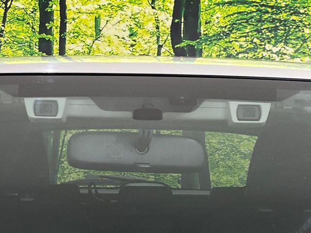 �y�A�C�T�C�gVer3�z�O���̎ԗ��������m���A�Փ˂������Ȏ��͌x��Œ��ӂ𑣂��A�u���[�L�𓥂ޗ͂��T�|�[�g�B�u���[�L�𓥂߂Ȃ������ꍇ�͏Փ˔�Q�y���u���[�L���쓮�A�Փˉ�����T�|�[�g���܂��B