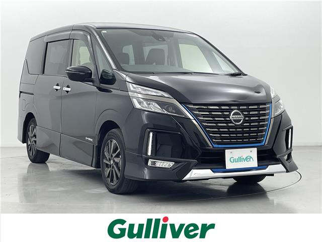 セレナ1.2 e-POWER ハイウェイスターV アーバンクロム