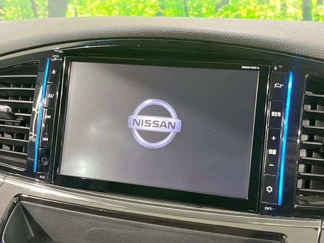 �y�����i�r�z�l�C�̏����i�r�𑕔����Ă���܂��B�i�r�̎g���₷���͂������A�I�[�f�B�I�@�\���[��!�L�����v�◷�s�͂������A�ʋ΂┃�����ȂǕ��i�̃h���C�u���y�����Ȃ�͂���