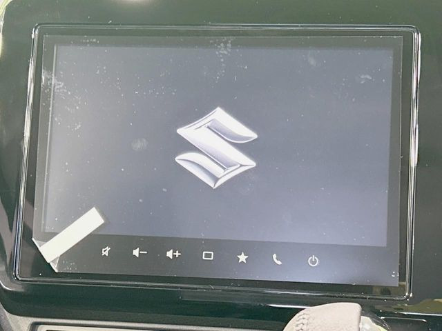 �y���[�J�[����9�^�i�r�z�C���e���A�ɗn�����ރX�^�C���b�V���ȁu��p�݌v�v���[�J�[�i�r�𑕔��􎋔F���⑀�쐫�ȂǊ�{���\�ɂ��D��A���㎿�ȃJ�[���C�t�����y���݂��������܂��B