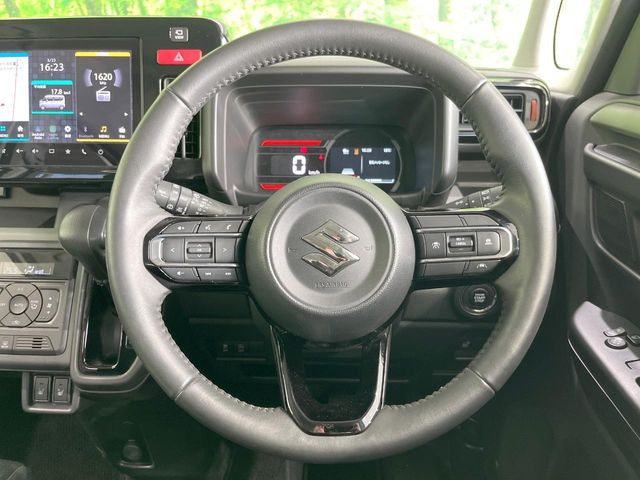 �y�����v�����X�e�A�����O�z�㎿�Ȋv���g�p���邱�ƂŁA��ɂ����������݂ƂĂ��^�]���₷���n���h���ł���