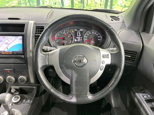 �y�����v�����X�e�A�����O�z�㎿�Ȋv���g�p���邱�ƂŁA��ɂ����������݂ƂĂ��^�]���₷���n���h���ł���