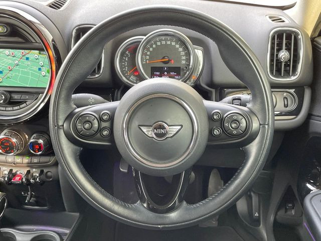 ���n���h�����̃X�������Ȃ��A���ꂢ�ȏ�Ԃ��ێ����Ă���܂��B�e�X�C�b�`���̓�����m�F�ς݂ł��B