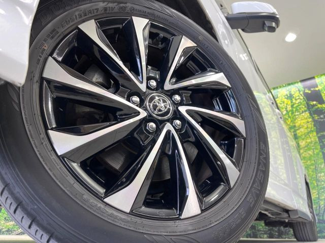 �y����17�C���`�A���~�z�C�[���z�O�ςɃ}�b�`���������A���~�z�C�[���𑕒����Ă���܂��B�e��ЊO�A���~�z�C�[����A�X�^�b�h���X�^�C�����戵�����Ă���܂��B���񂲑��k����������