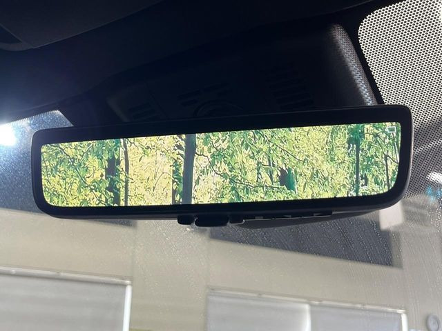 �y�f�W�^���C���i�[�~���[�z��Ȃ̑傫�ȉו��⓯��҂Ō�����m�F���Â炢���ł����S!�J�������B�e�����ԗ�����̉f�������[���~���[���ɕ\���B�N���A�Ȏ��E�ŏ󋵂̊m�F���\�ł�!