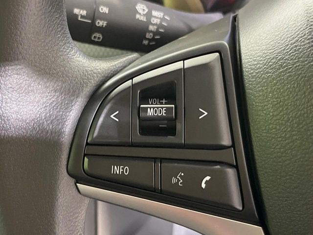 �y�X�e�A�����O�X�C�b�`�z�^�]���A�O������ڐ������炷���ƂȂ��A�I�[�f�B�I���̑��삪�\�ȕ֗��@�\!���S&���K�ȃh���C�u�����o���Ă���܂���