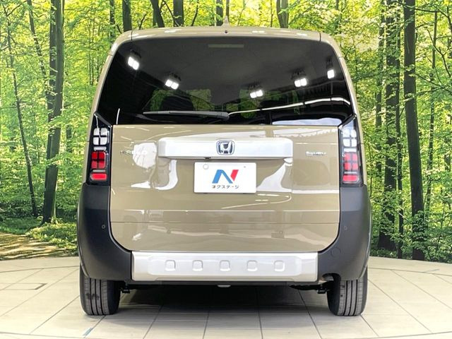 安心の最長10年・走行無制限保証(有償)をご用意。保証内容も充実はもちろん、無料点検&オイル交換や、年中無休の全国・24時間ロードサービスも付帯されておりますのでご安心下さい。