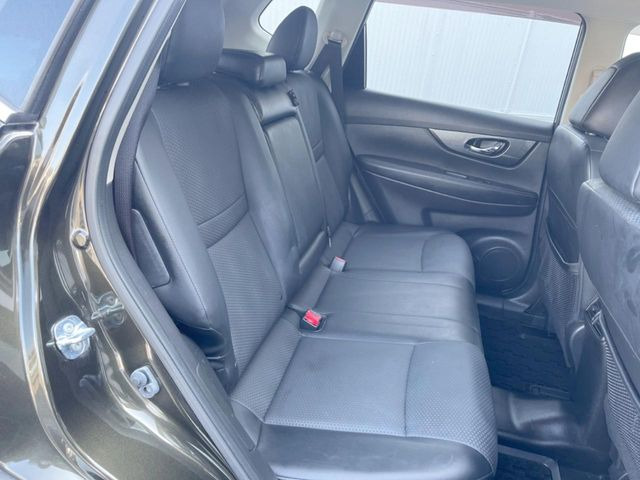 �y���烌�U�[�V�[�g�z����̂ӂ���肪�e�ՂŃ����e�i���X�����ȒP�ȁA�@�\���ɗD��鍇����v���̗p�����㎿�ȃV�[�g�ł��B����S�n���悭�A���������ӂ��S�n�ǂ��ԓ���Ԃ����o���Ă���܂��B