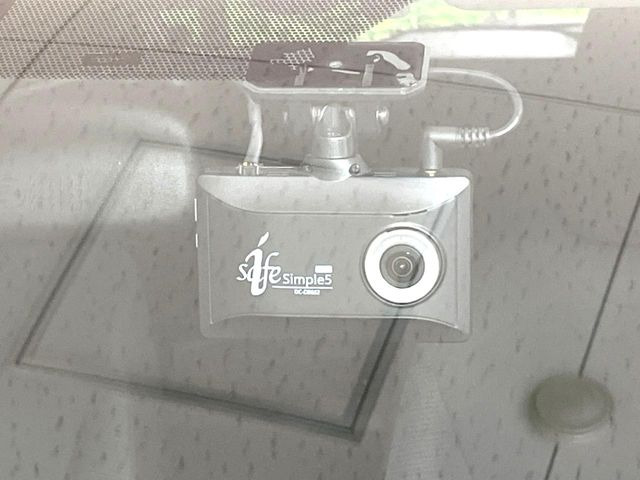 �y�h���C�u���R�[�_�[�z�h���C�u���R�[�_�[����!���s���͂������A������^�]�⎖�̂ɑ��������ہA�f���ŋL�^���A����̃��X�N�ɔ����܂��B���L�^�pSD�J�[�h�͂��q�l�����g�ł��������������K�v������܂��B