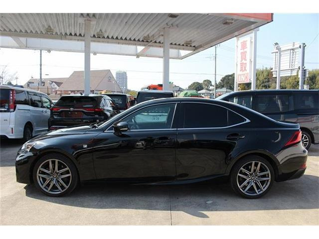 �̔��͂����X���������邨�q�l����ł��B���Ǝҗl�ւ̔̔��͂��f�肳���Ă��������܂��B�Ԍ������ԗ��̏ꍇ�́A�Ԍ����擾�������x�������z�ŕ\�����Ă���܂��B