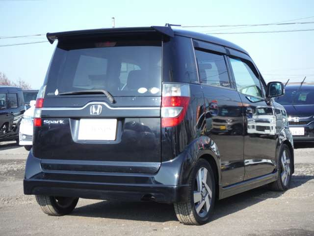 ���ۂɌ��Ă���������΂��̎Ԃ̗ǂ����`��邩�Ǝv���܂��̂ŁA���Ј�x�����X��������!