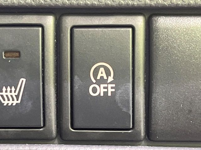 �y�A�C�h�����O�X�g�b�v�z�ԐM����a�؂Œ�Ԃ����ۂɃG���W�����~���A���ʂȔR���̏����}���܂��B�R��������ی�ɂȂ���@�\��G���W���̓u���[�L�𗣂��΍Ďn�����܂��B