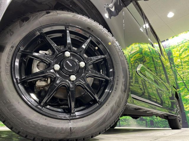 �y14�C���`�A���~�z�C�[���z�O�ςɃ}�b�`�����A���~�z�C�[���𑕒����Ă���܂��B�e��A���~�z�C�[����A�X�^�b�h���X�^�C�����戵�����Ă���܂��B���񂲑��k����������