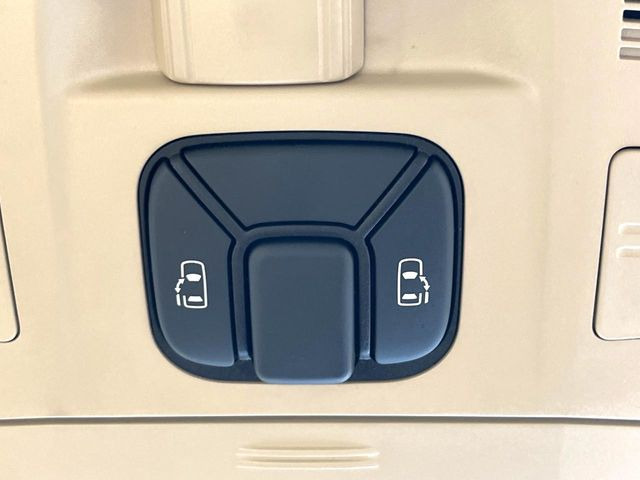 �y�����p���[�X���C�h�h�A�z�X�}�[�g�L�[��^�]�Ȃ̃X�C�b�`�Ō�ȗ����X���C�h�h�A�̊J���\���d��������͂����ăh�A���J����K�v�������A�����Ȃ��q�l�ł��ȒP�ɊJ���߂ł����K�ł���