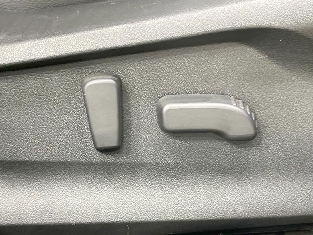 �y�p���[�V�[�g�z�X�C�b�`��ŊȒP�ɃV�[�g�̔��������\!�d��������͂�����܂���!���K�ȃV�[�g�|�W�V�����ɃZ�b�g���āA���K�ȃh���C�u�����y���݂��������B