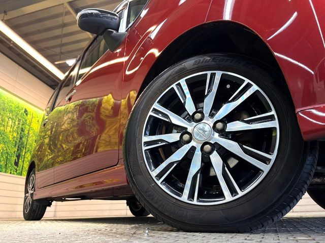 �y����14�C���`�A���~�z�C�[���z�O�ςɃ}�b�`���������A���~�z�C�[���𑕒����Ă���܂��B�e��ЊO�A���~�z�C�[����A�X�^�b�h���X�^�C�����戵�����Ă���܂��B���񂲑��k����������