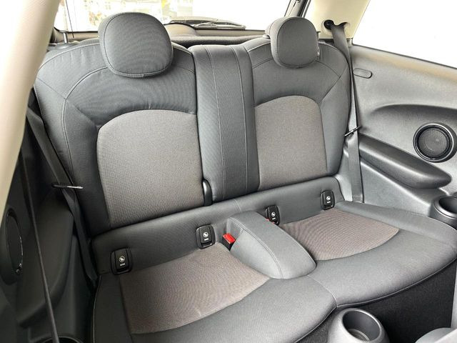 ���㕔���Ȃ��C�ɂȂ�悤�ȃL�Y�E�����ւ��蓙�A�傫�ȃ_���[�W�͂Ȃ��A�ǍD�ȏ�Ԃł��B