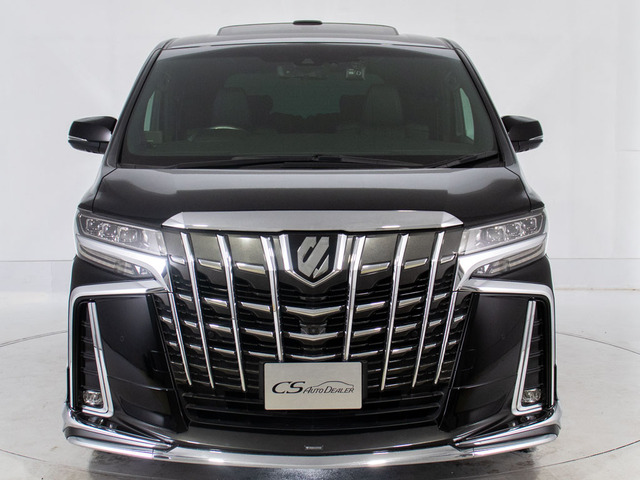 ★フロントビュー★グリル交換、エアロ取り付け等、カスタムもお任せください!