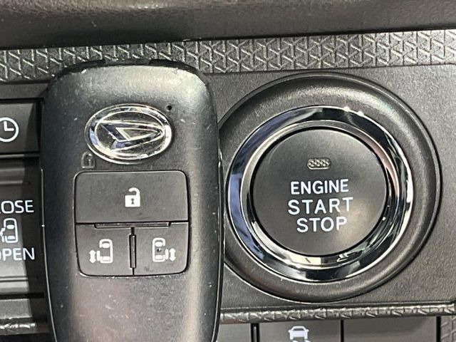 �y�L�[�t���[�V�X�e���z�J�o����|�P�b�g�ɓ��ꂽ�܂܂ł��h�A�̎{���E�������\�ȃX�}�[�g�L�[�𑕔��B�G���W���̃I���E�I�t�����J�M�����o���K�v����������Ƃ��Ă��֗��ł���