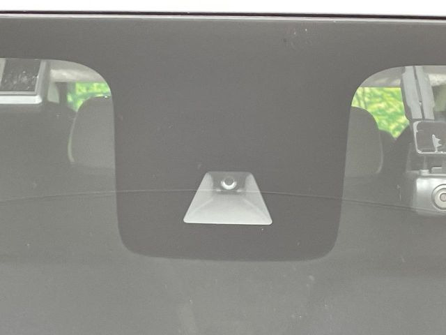 �y�C���e���W�F���g�G�}�[�W�F���V�[�u���[�L�z�t�����g�J�����őO���̎ԗ�����s�҂����m�B�Փ˂������Ȏ��͏Փ˔�Q�y���u���[�L���쓮�A�Փˉ�����T�|�[�g�B�����S�Ƀh���C�u�����y���݂��������܂��B