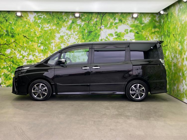 ヴォクシー2.0 ZS 煌