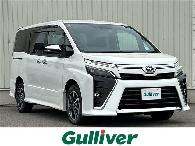 ヴォクシー2.0 ZS 煌III 4WD