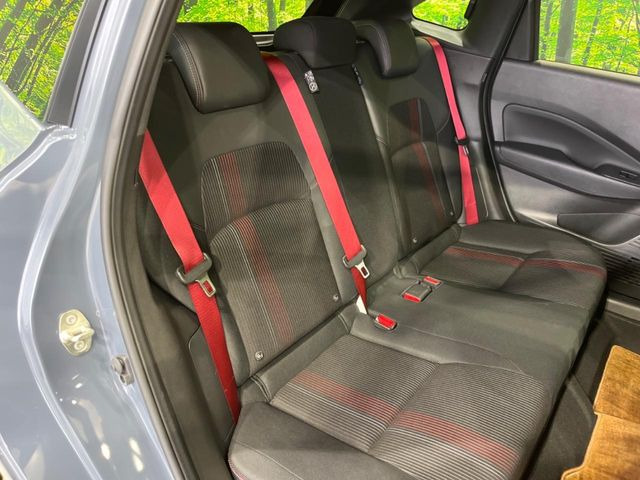 �y�n�[�t���U�[�V�[�g�z�������ƍ���S�n�𗼗������l�C�̃V�[�g���w�ʁE���ʂ̃t�@�u���b�N�f�ނ́A�ʋC���̗ǂ��⊊��ɂ����ɗD��Ă��܂��B�C���╞���ɍ��E���ꂸ���K�ɂ���肢�������܂��B