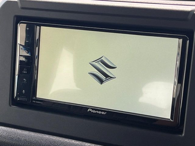 【ディスプレイオーディオ】視認性が高いディスプレイオーディオを装備♪操作性も良好で直感的なソース選択が可能です。