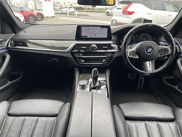 5シリーズセダン523d Mスポーツ