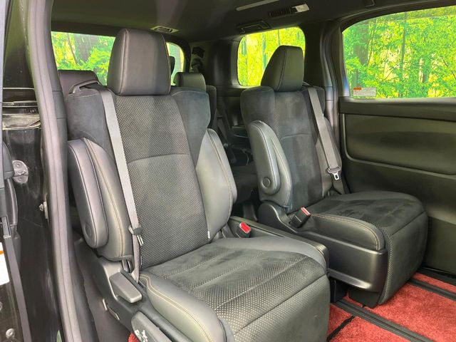 �y�n�[�t���U�[�V�[�g�z�������ƍ���S�n�𗼗������l�C�̃V�[�g���w�ʁE���ʂ̃t�@�u���b�N�f�ނ́A�ʋC���̗ǂ��⊊��ɂ����ɗD��Ă��܂��B�C���╞���ɍ��E���ꂸ���K�ɂ���肢�������܂��B