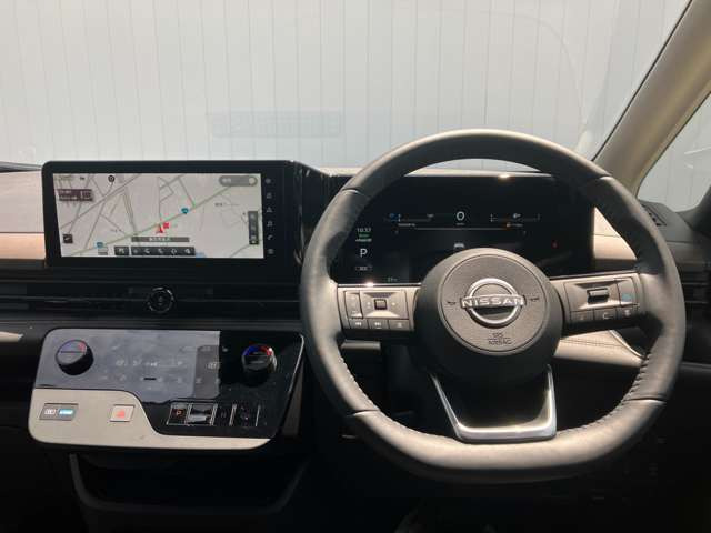 セレナ1.4 e-POWER ハイウェイスターV