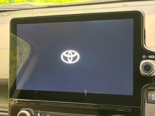 �y10.5�C���` �f�B�X�v���C�I�[�f�B�I�z���ʂ̃f�B�X�v���C��AppleCarPlay��AndroidAuto�����p�\�B�傫�ȉ�ʂŃX�}�z�i�r�A�v���������p���������܂���