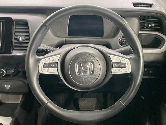 �y�����v�����X�e�A�����O�z�㎿�Ȋv���g�p���邱�ƂŁA��ɂ����������݂ƂĂ��^�]���₷���n���h���ł���